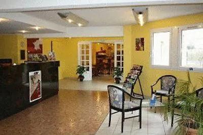 Otel Balladins Clermont /